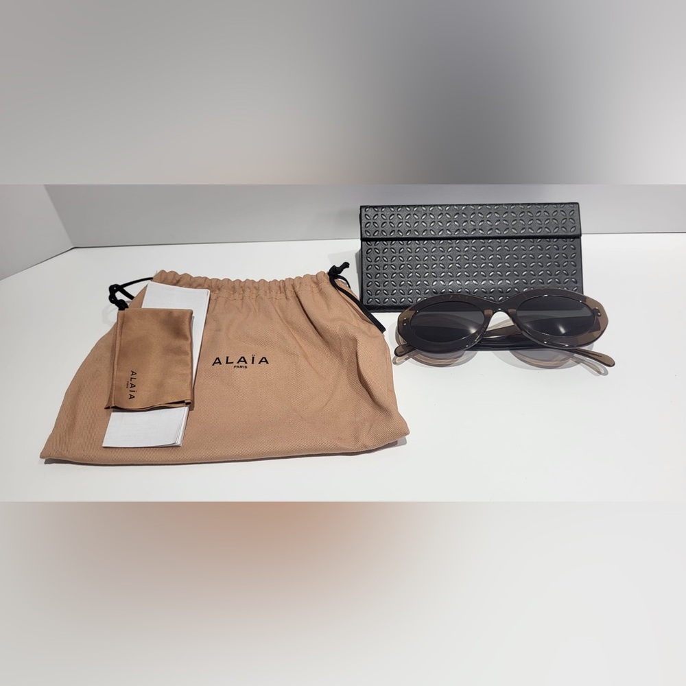 SOLD! Brand new Azzedine Alaia AA0004S women’s Sunglasses